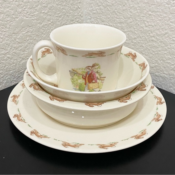 Vintage 1936 ROYAL DOULTON England “Bunnykins” English Fine Bone China 4pc Set - Picture 2 of 16